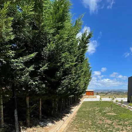 Entre Pomares * אלקובאקה